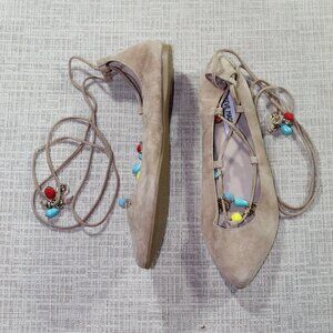 Steve Madden Size 8 Bedangled Tan Suede Leather Gladiator Flats